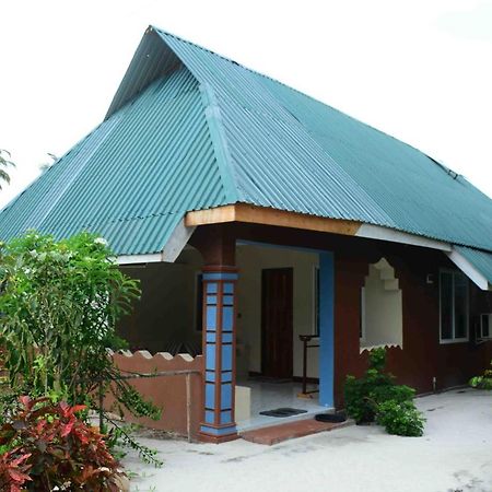 Meremeta Lodge Utende Екстериор снимка